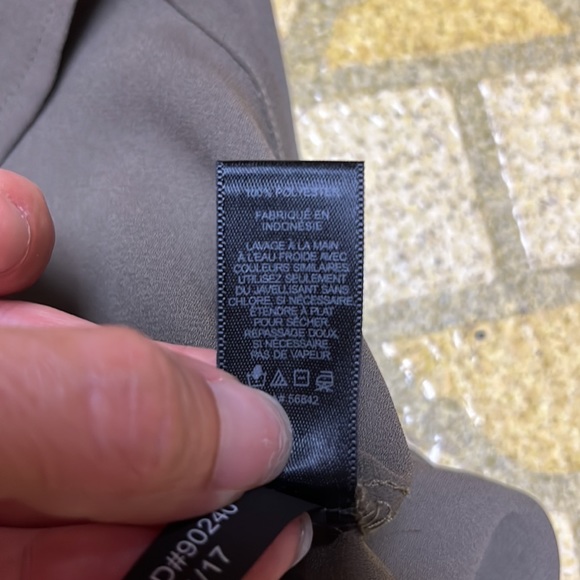 BNWOT Express sleeveless dressy top - Picture 8 of 13